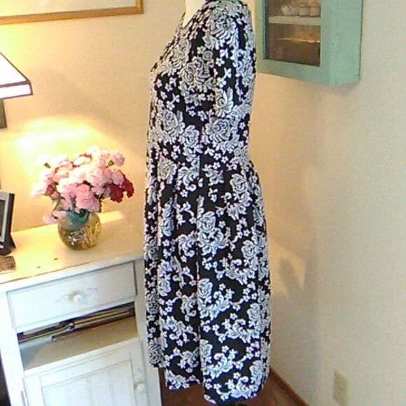 LuLaRoe Fit and Flare Dress - Picture 4 of 10